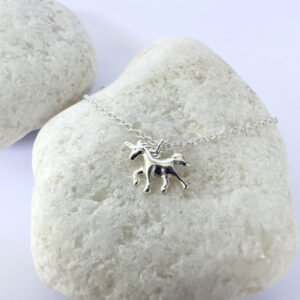 Sweet anklet with a cute unicorn charm, perfect for a little girl.